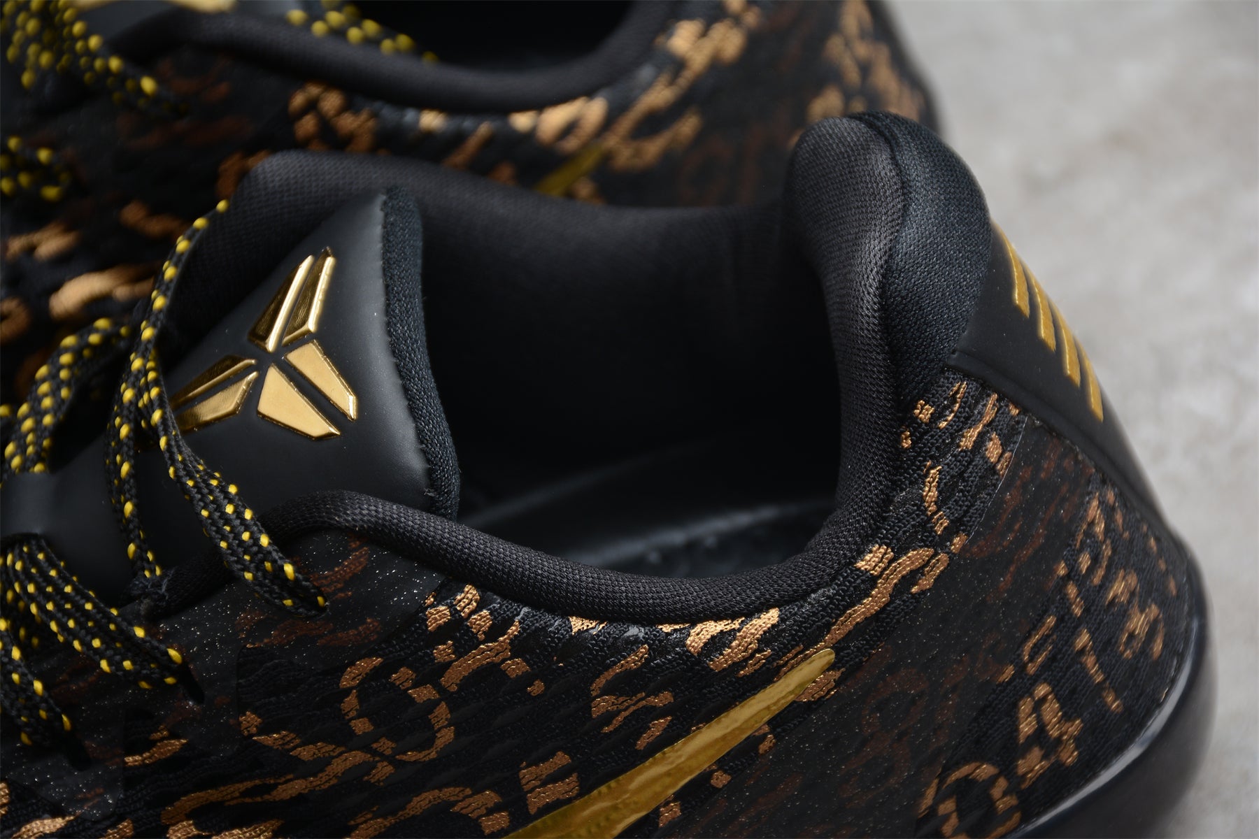 NIKE KOBE 11 x MAMBA DAY