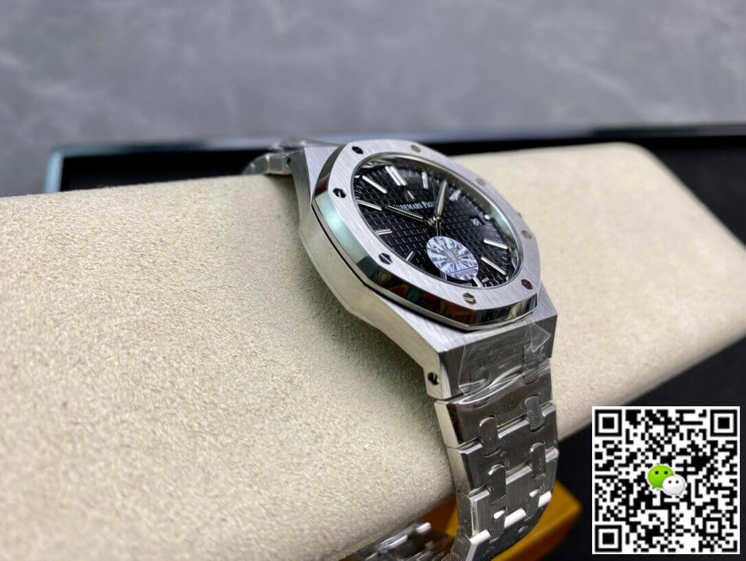 Replica Audemars P1g*et Royal Oak 15450 1:1 Best Edition JF Factory Black Dial