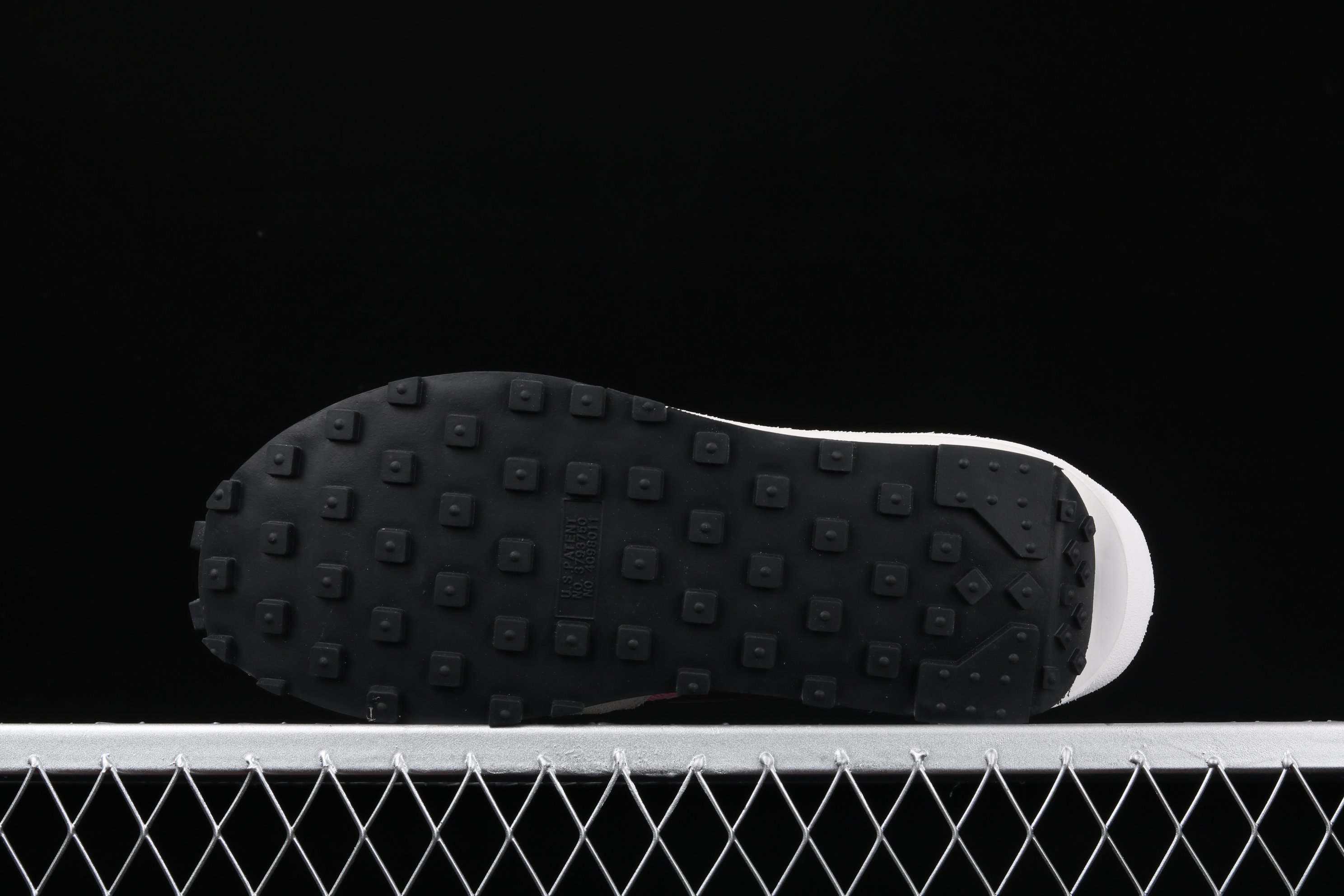 Sacai x Nk LVD Waffle Daybreak, Swoosh Pink Grey White