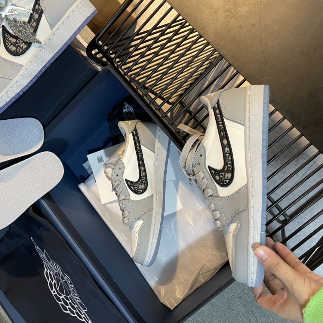 JORDAN 1 RETRO LOW D10r   DO094