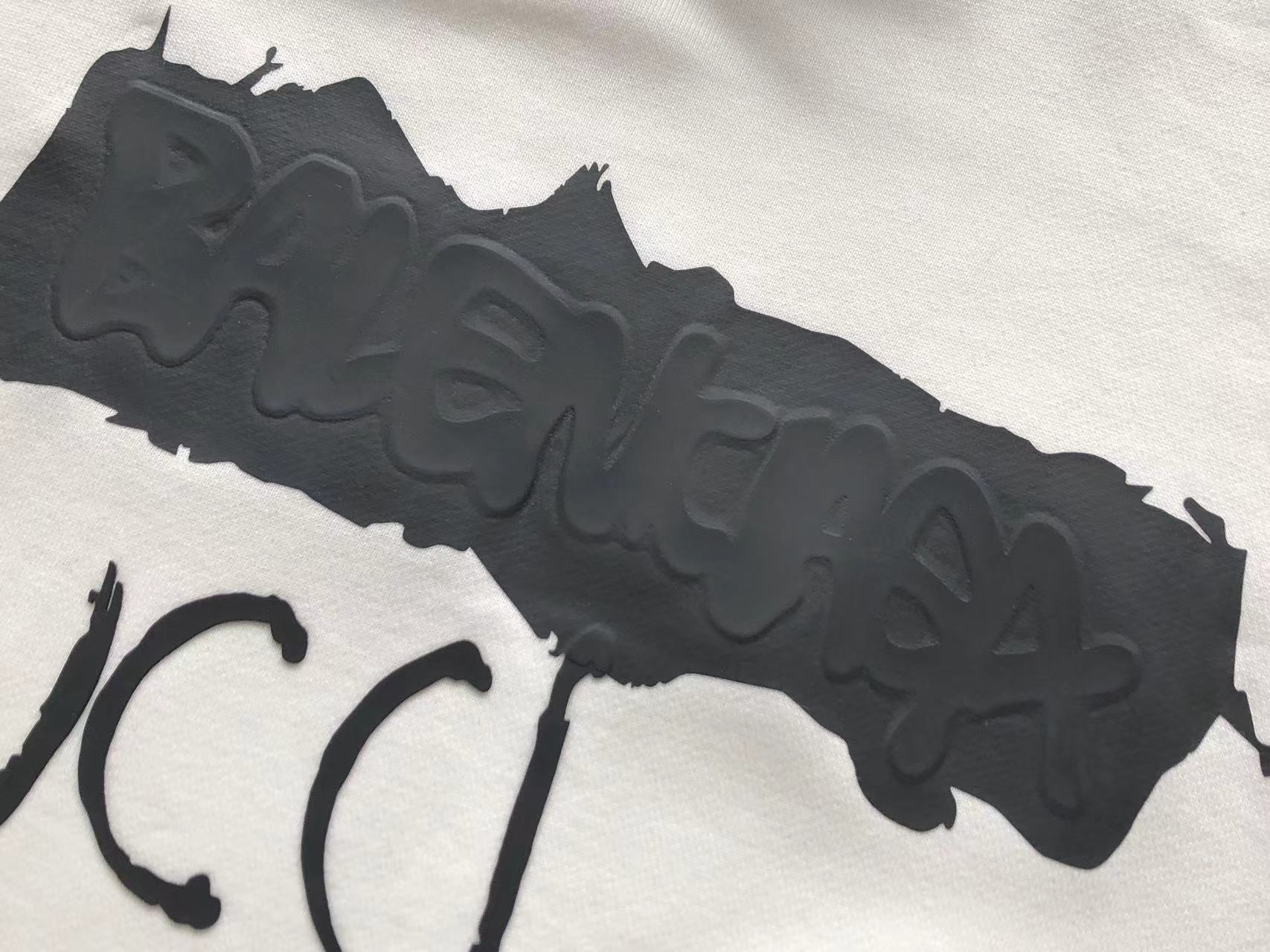 Gvc*1 x Ba1en*iaga Sweatshirt