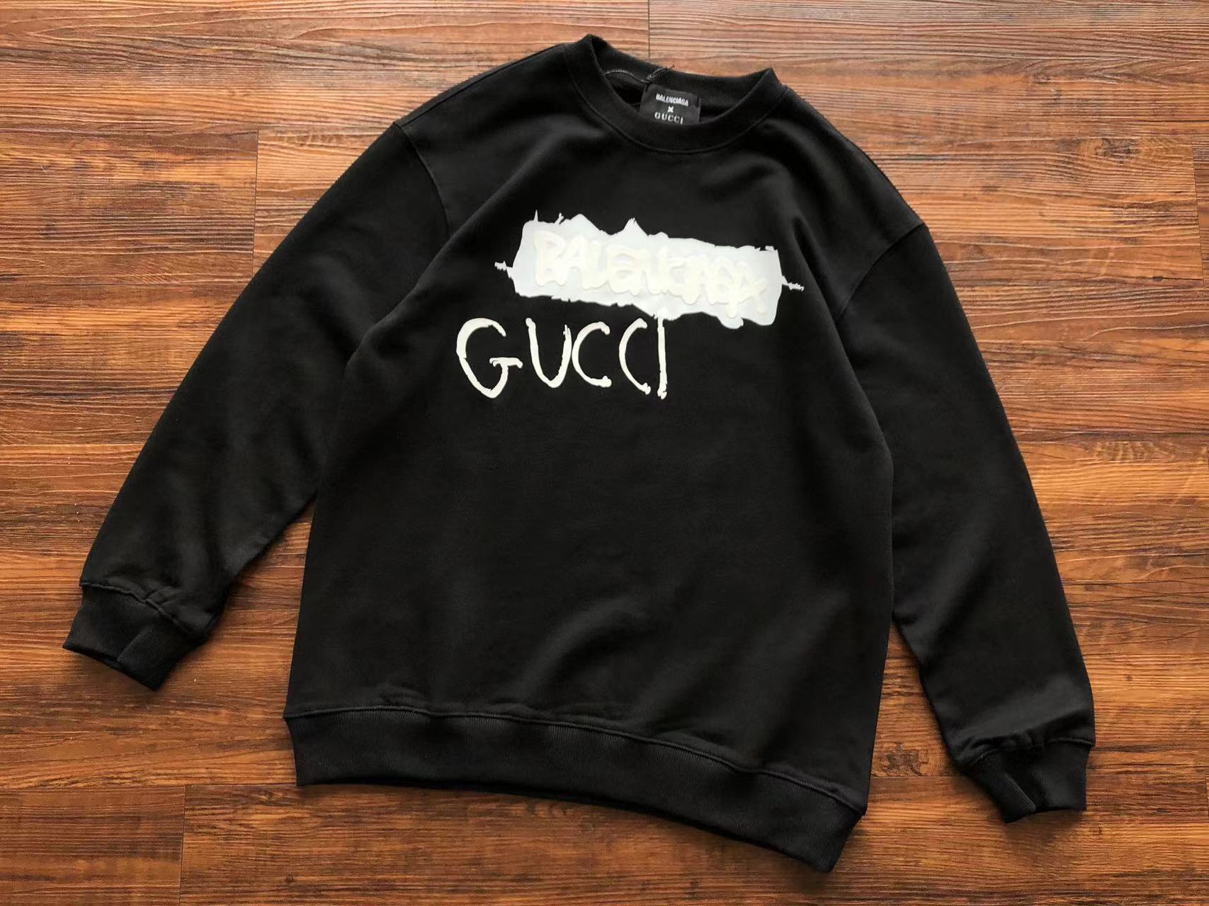 Gvc*1 x Ba1en*iaga Sweatshirt