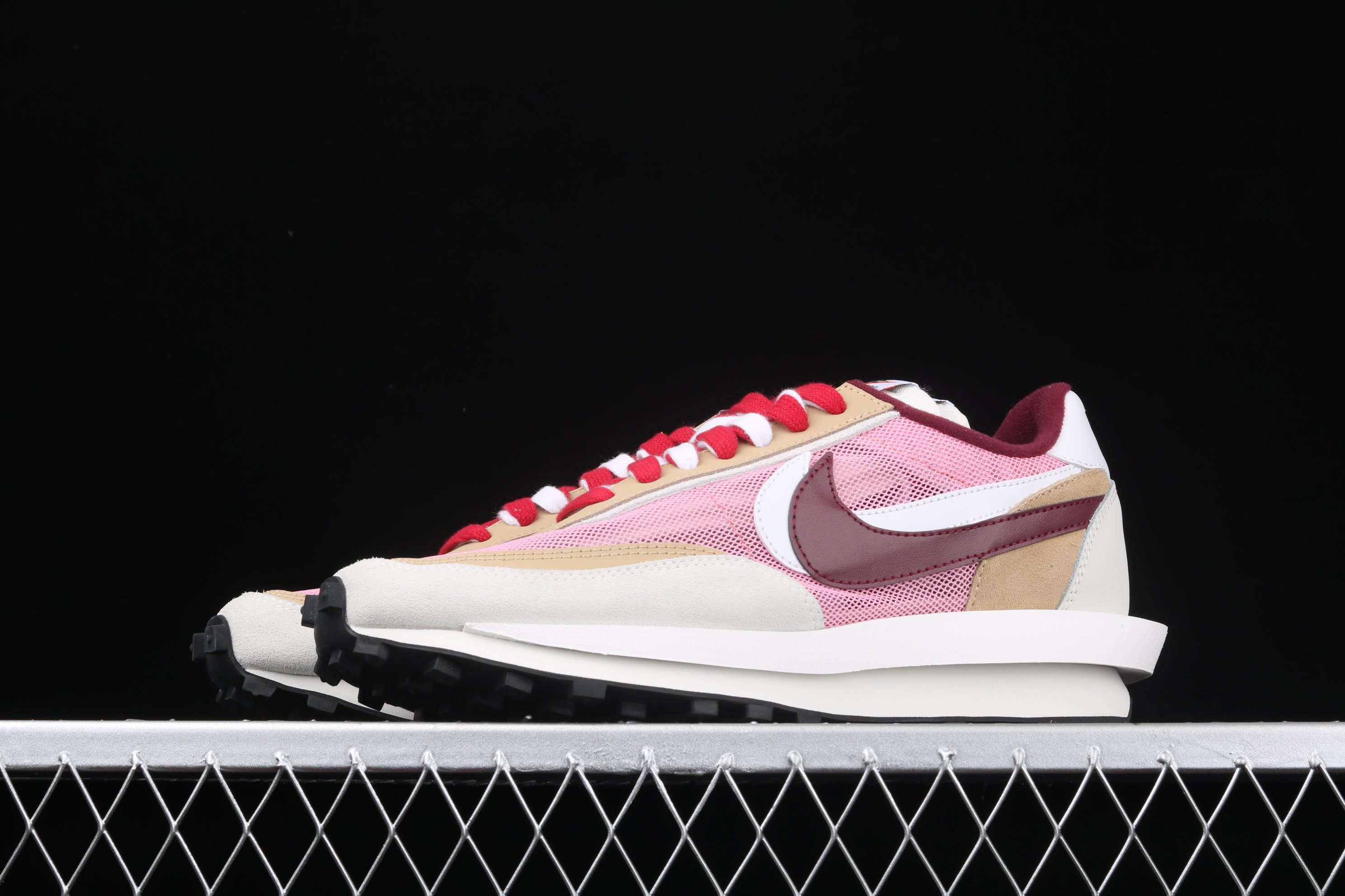 Sacai x Nk LVD Waffle Daybreak, Swoosh Pink Grey White