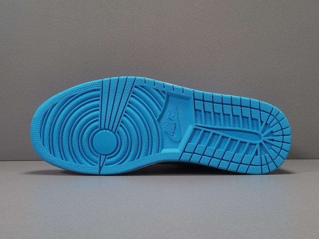 Jordan 1 Retro High Off-White University Blue Extended Size