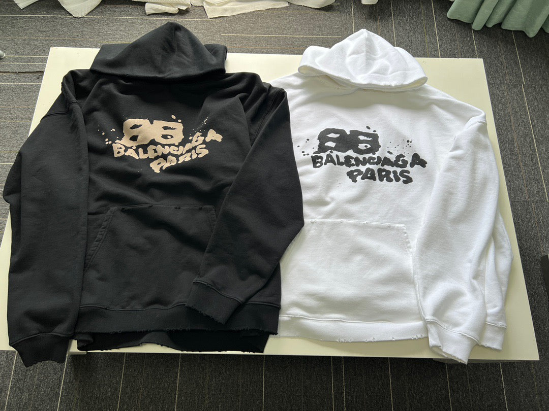 Ba1en*iaga Hoodie