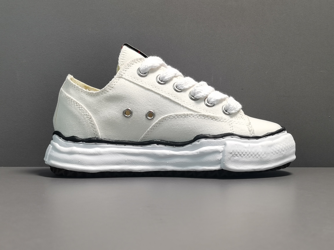 MlHAR YASUHlRO Og Sole A01FW702