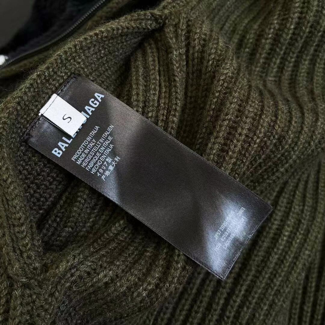 Ba1en*iaga Reversible Jacket