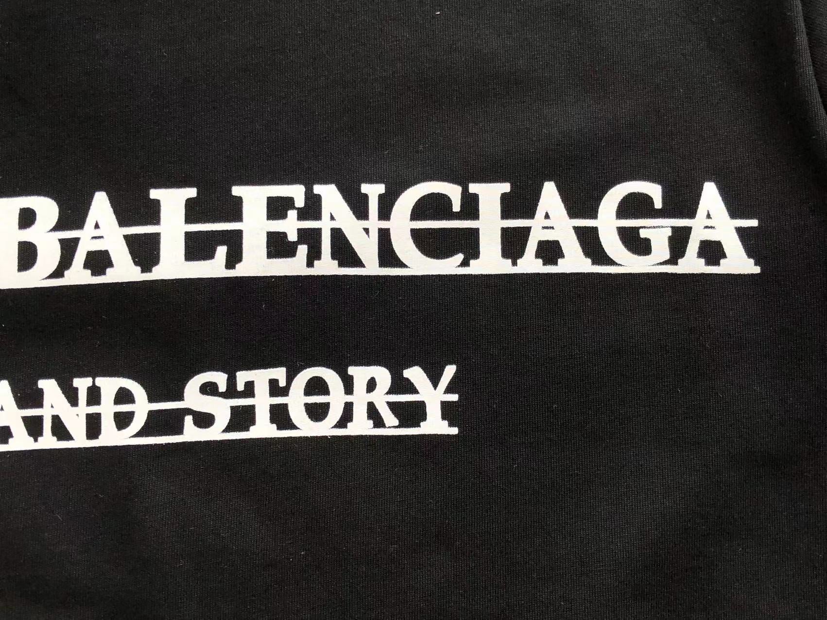 Gvc*1 x Ba1en*iaga T-shirt