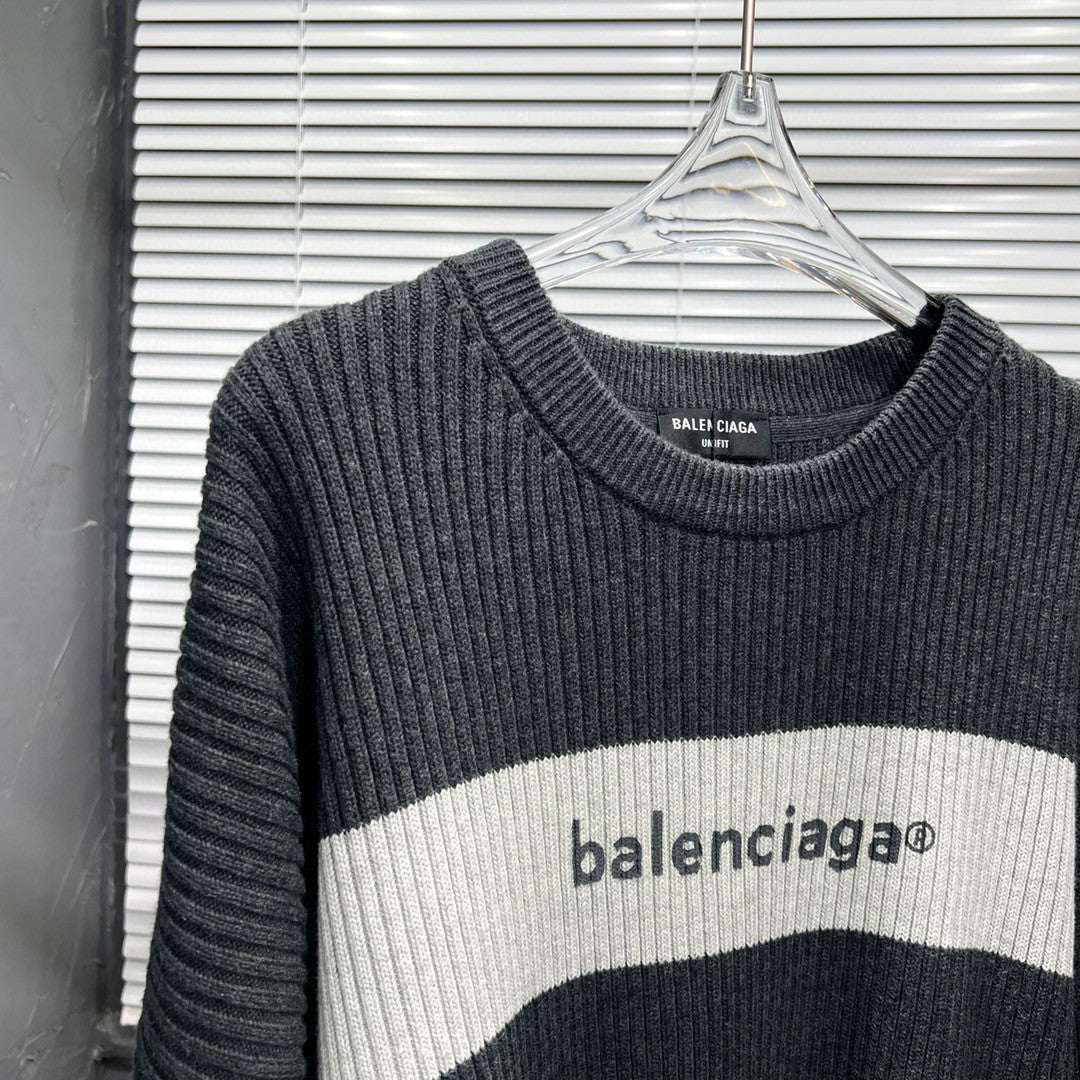 Ba1en*iaga Sweater