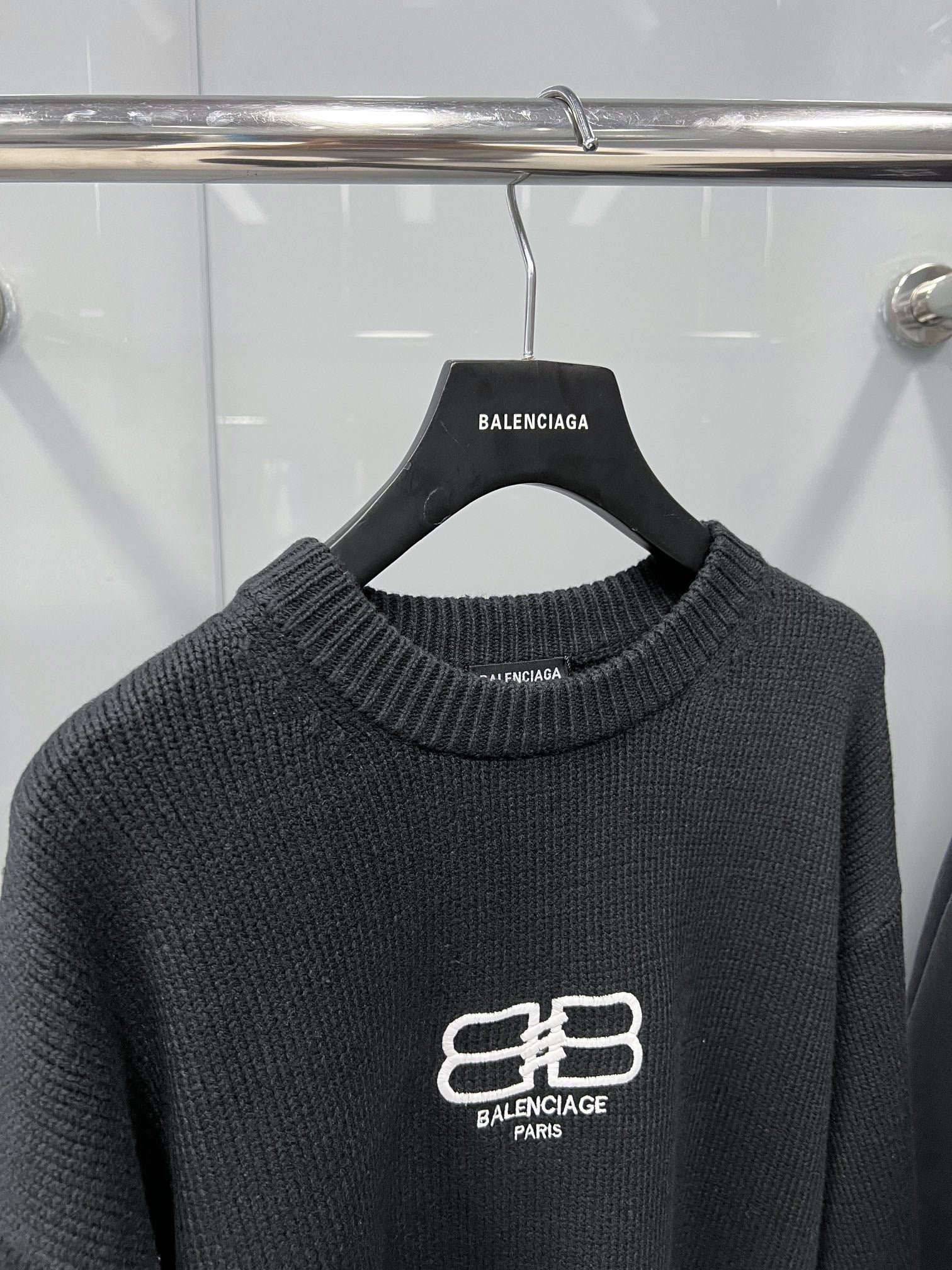 Ba1en*iaga Sweater