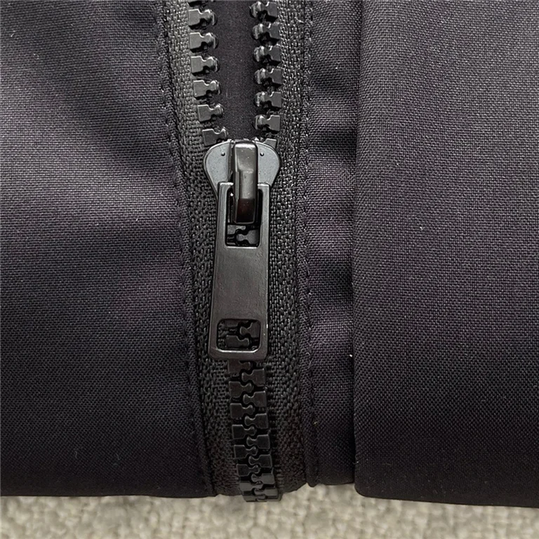 2021fw F**di Dwon Jacket