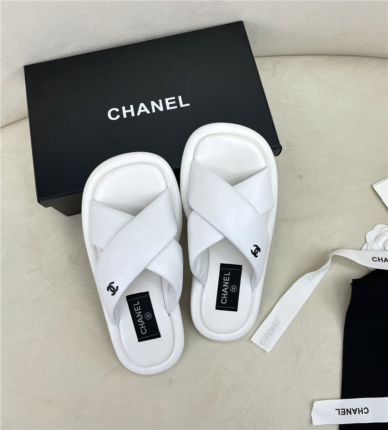 Ch**el Flat Dupes slippers