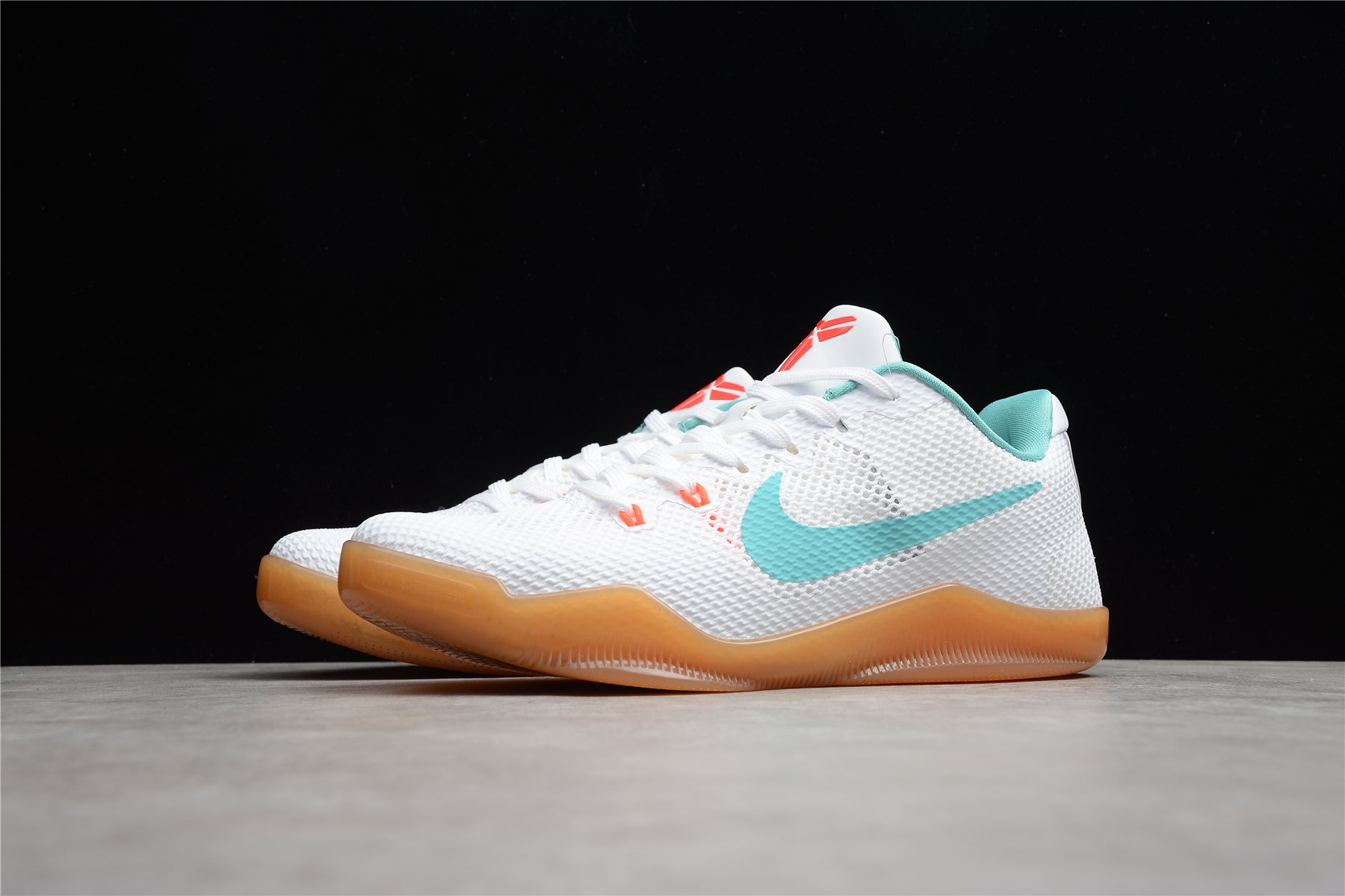 NIKE KOBE 11 EM LOW x SUMMER PACK