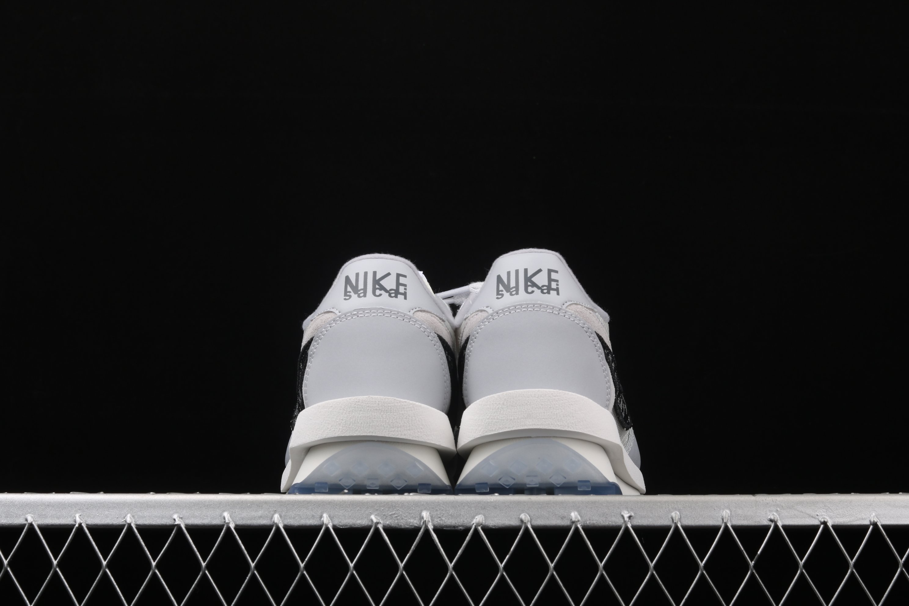 D10r x Sacai x Nk LVD Waffle Daybreak, Swoosh Silver