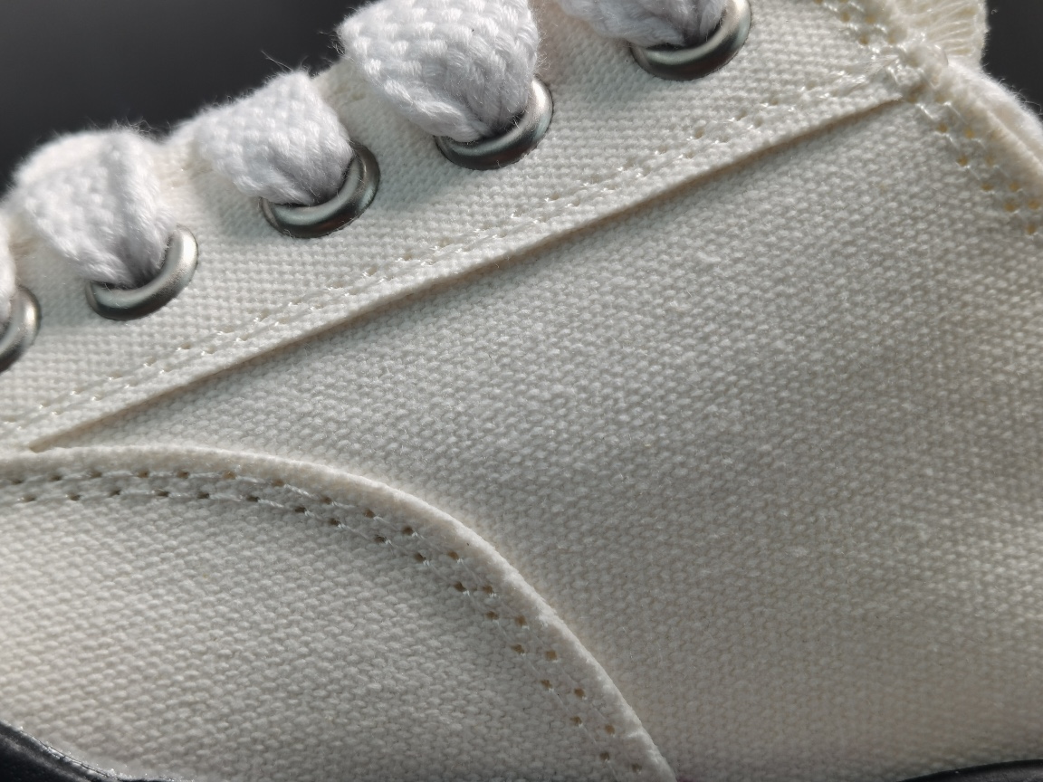 MlHAR YASUHlRO Og Sole A01FW702