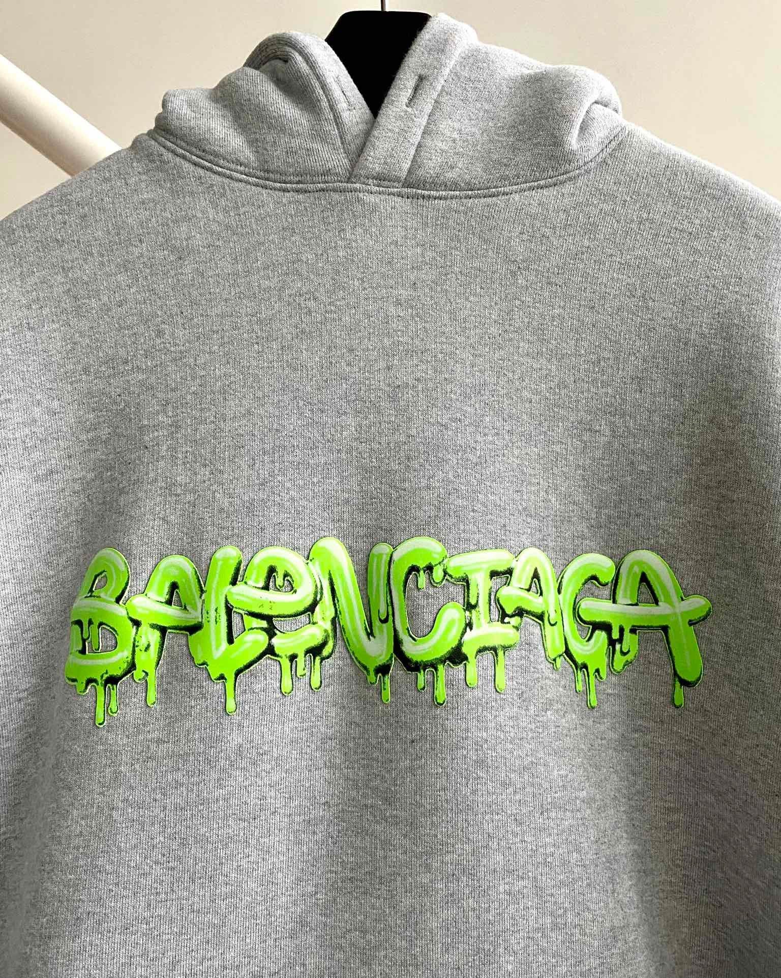 Ba1en*iaga Hoodie