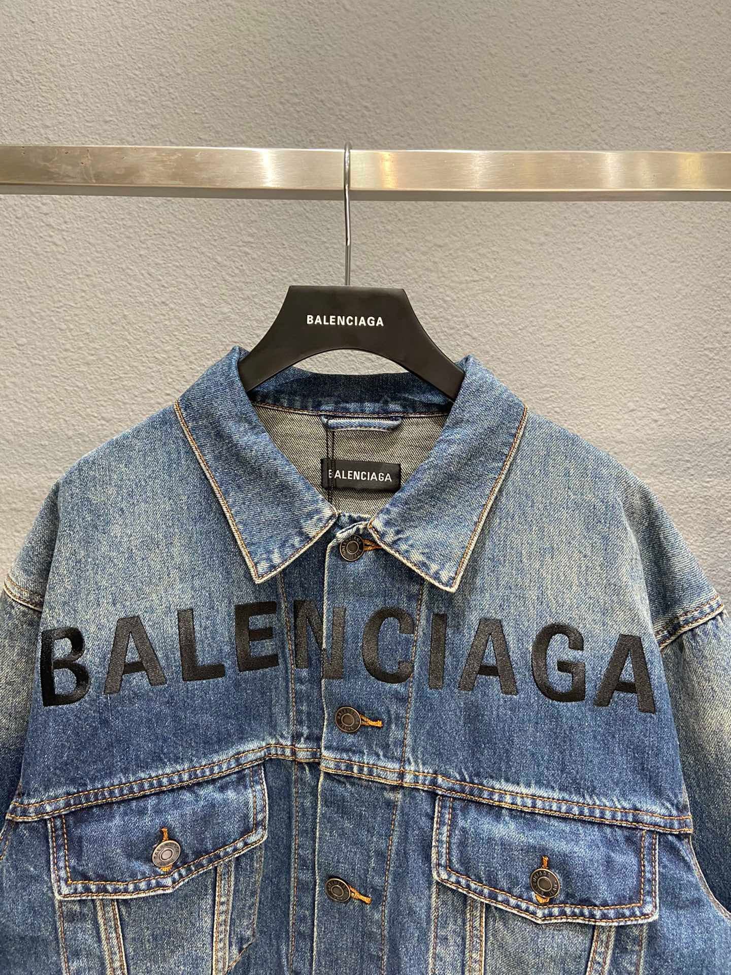 Ba1en*iaga Jacket