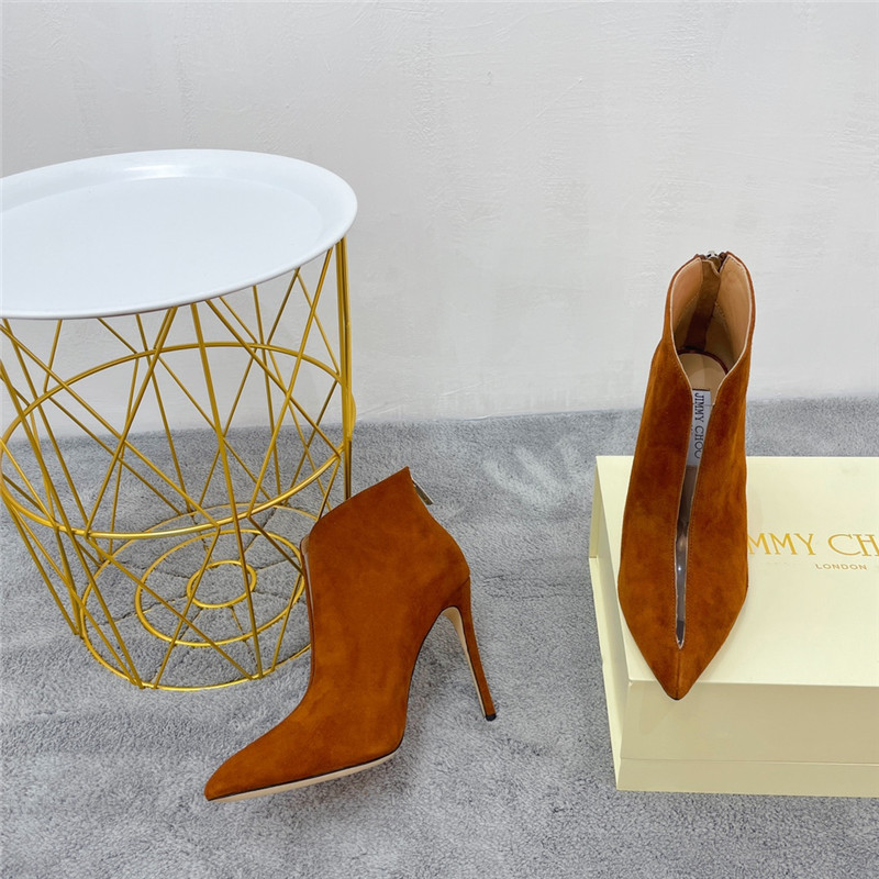 J1m*y Ch00 Pearl Heels Dupe pointed toe heeled booties