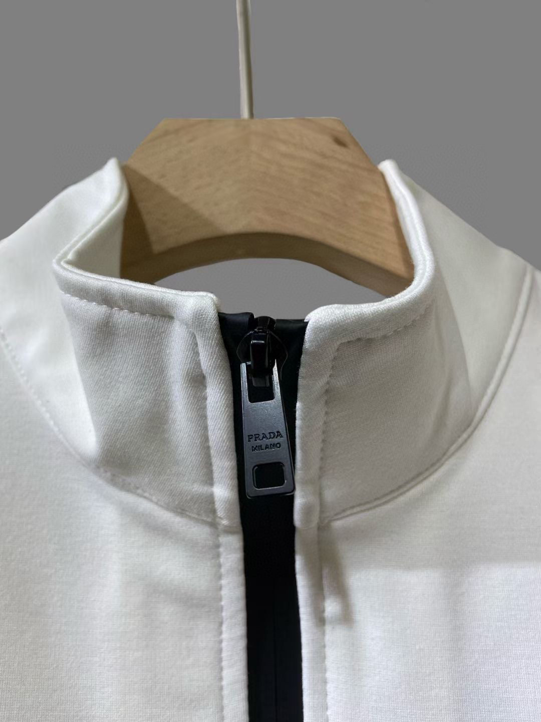 Pra*a Jacket with Pants