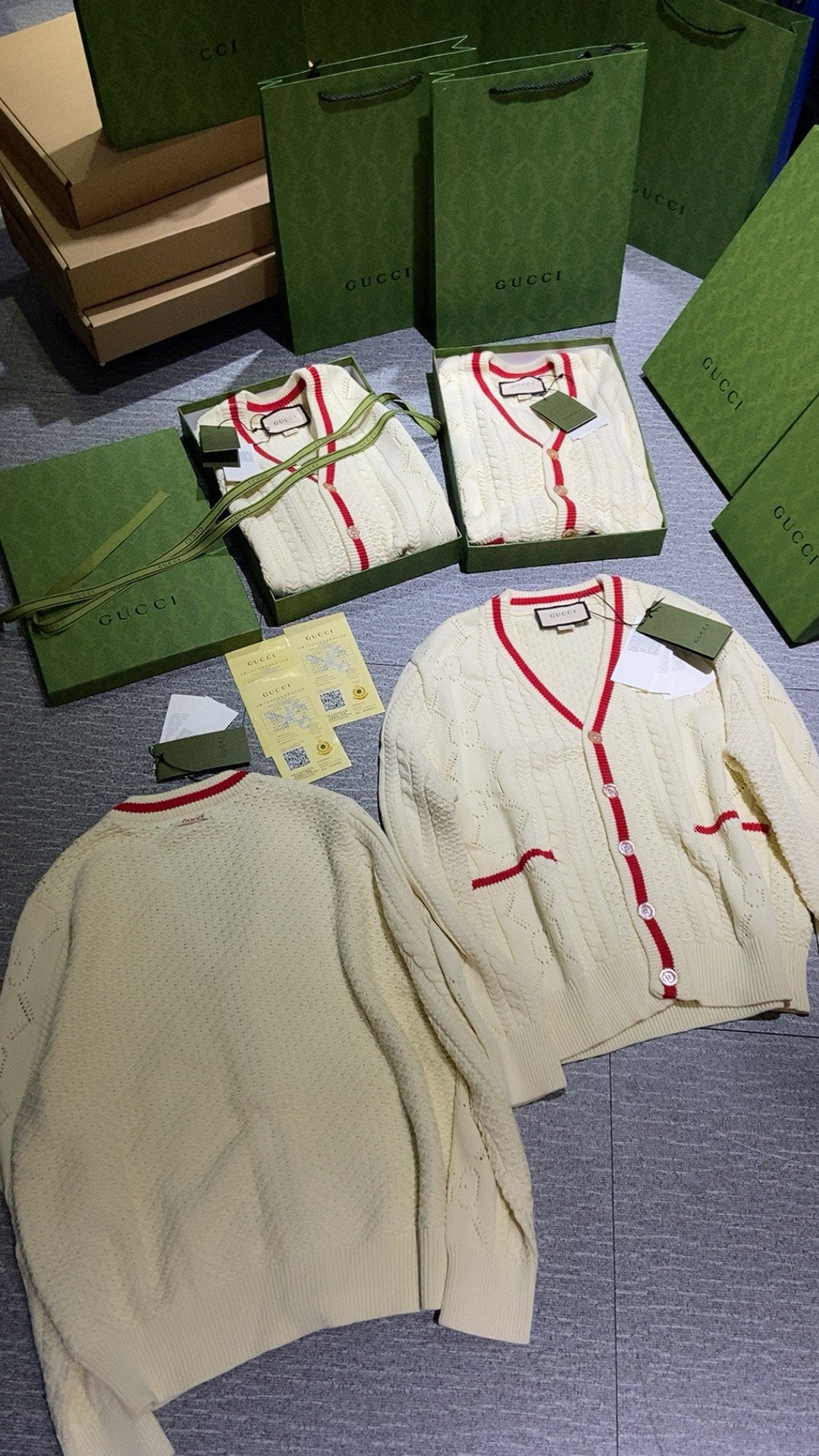 Gvc*1 Cardigan