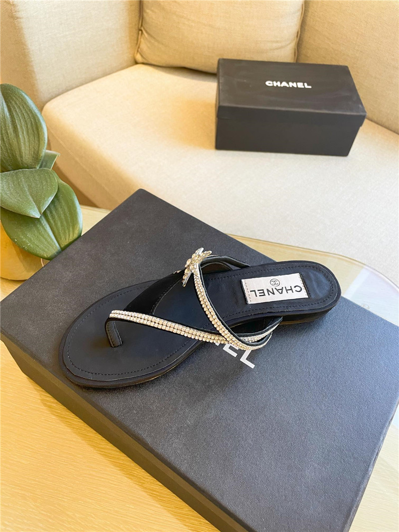 Ch**el Flat Dupes slippers