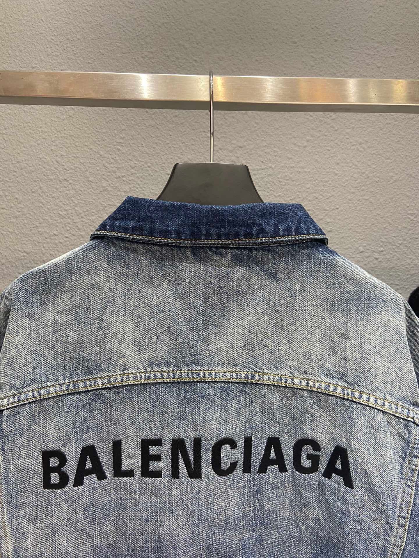 Ba1en*iaga Jacket