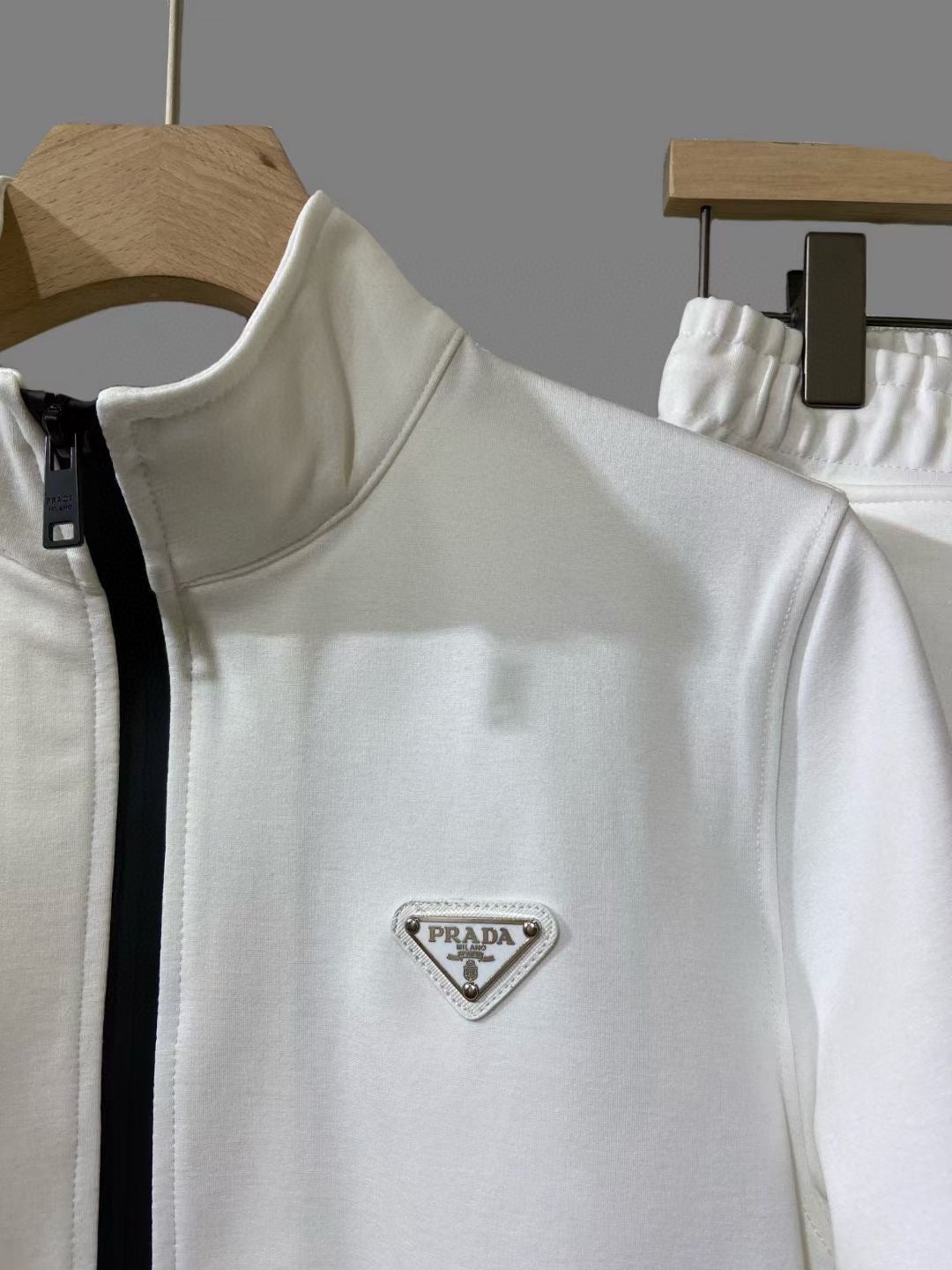 Pra*a Jacket with Pants