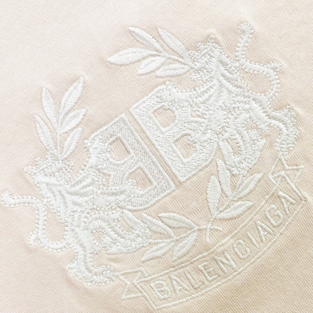 Ba1en*iaga “Glo” T-Shirt