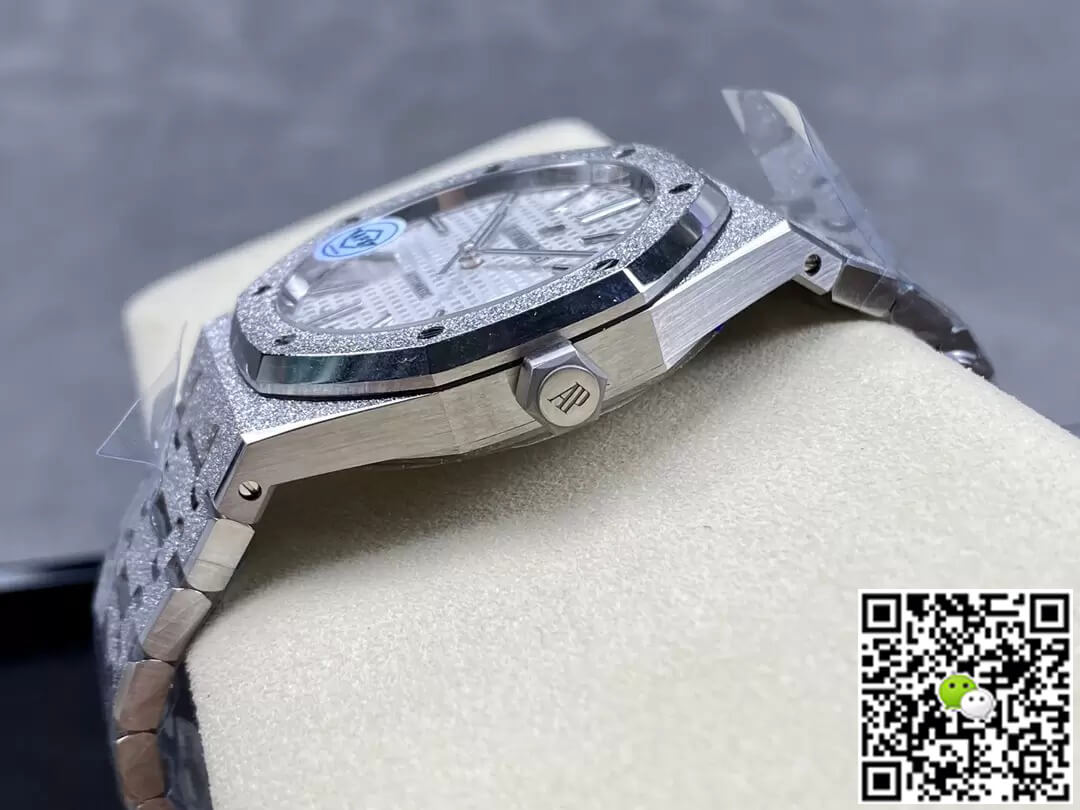 Replica Audemars P1g*et Royal Oak 15410 1:1 Best Edition APS Factory White Dial