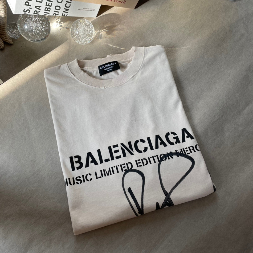 Ba1en*iaga T-shirt