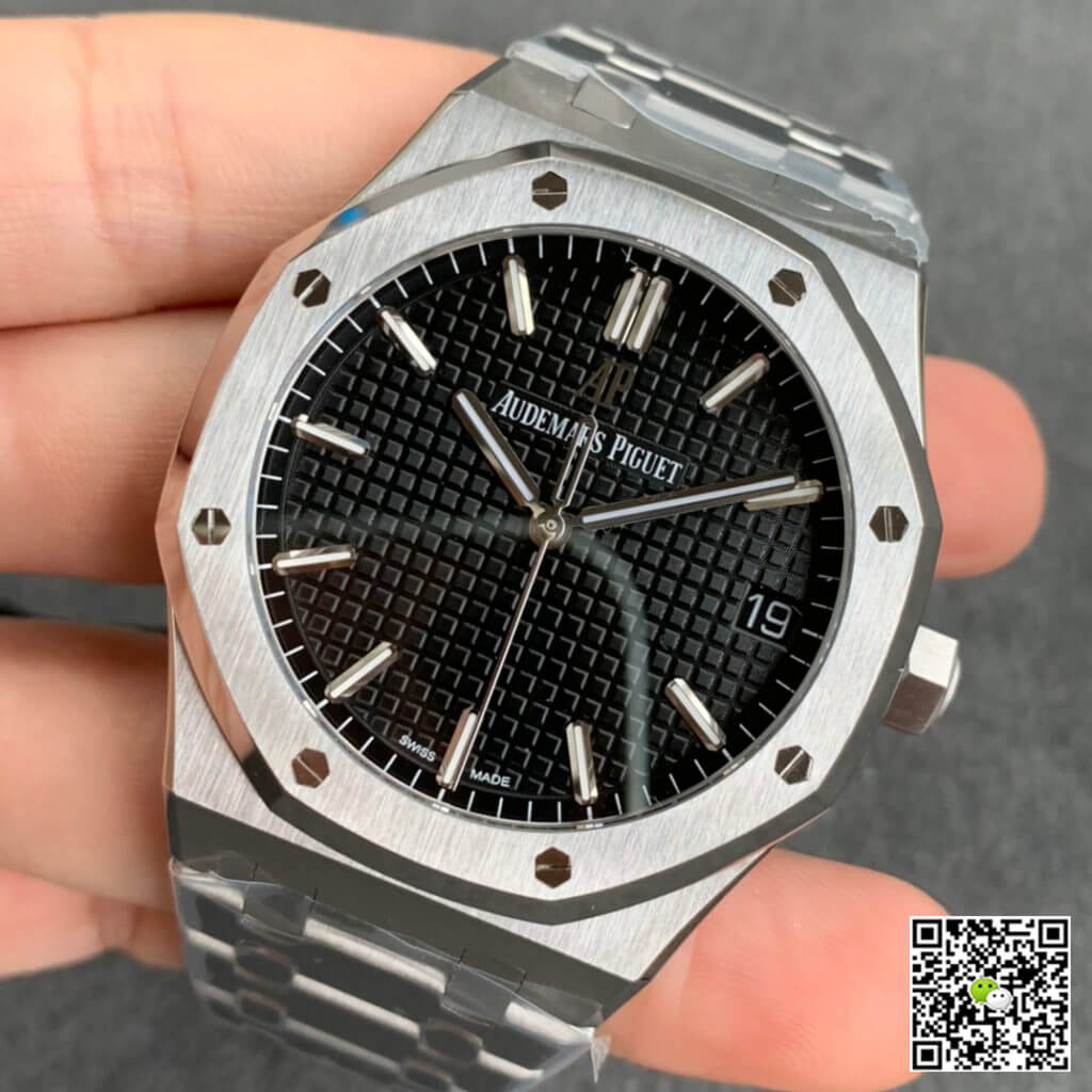 Replica Audemars P1g*et Royal Oak 15500ST.OO.1220ST.03 1:1 Best Edition ZF Factory Black Dial