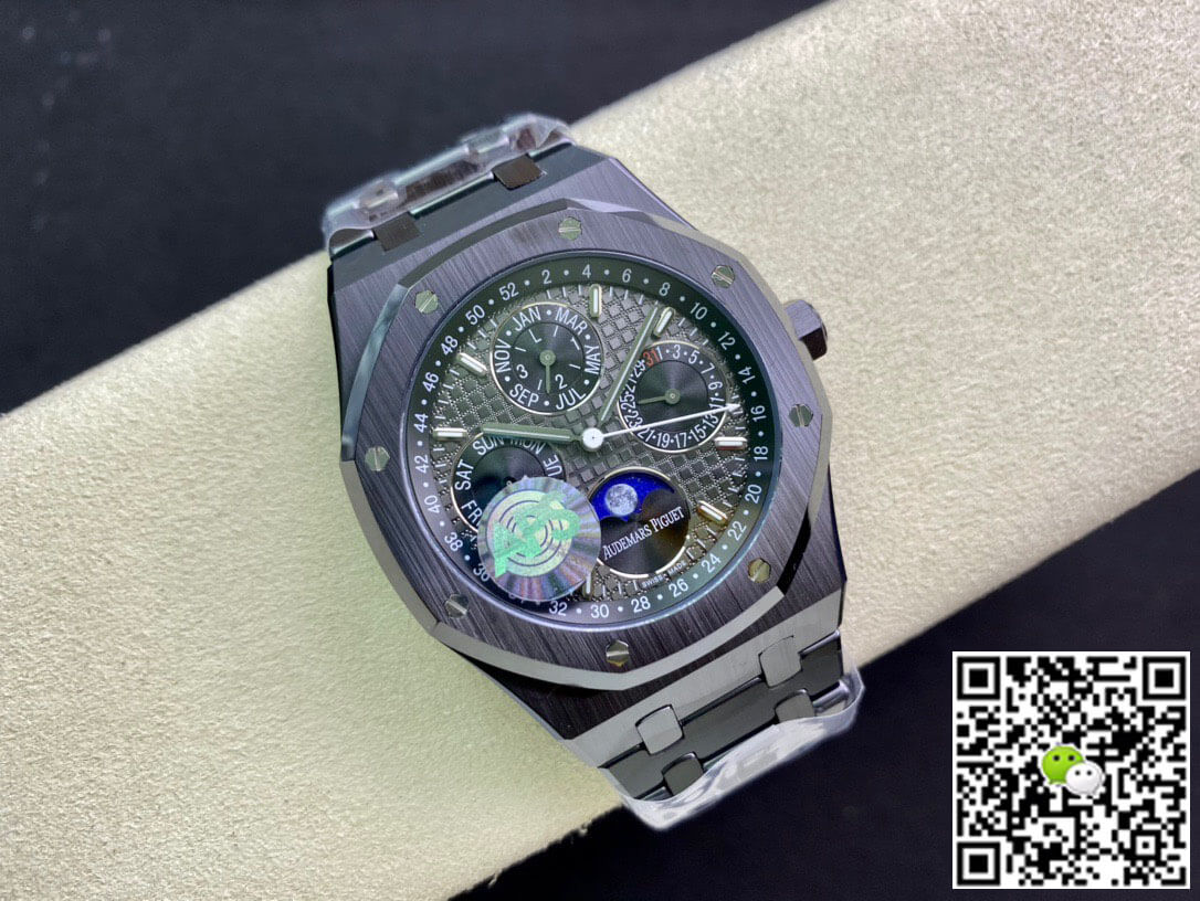 Replica Audemars P1g*et Royal Oak 26579CE.OO.1225CE.01 1:1 Best Edition APS Factory Black Dial