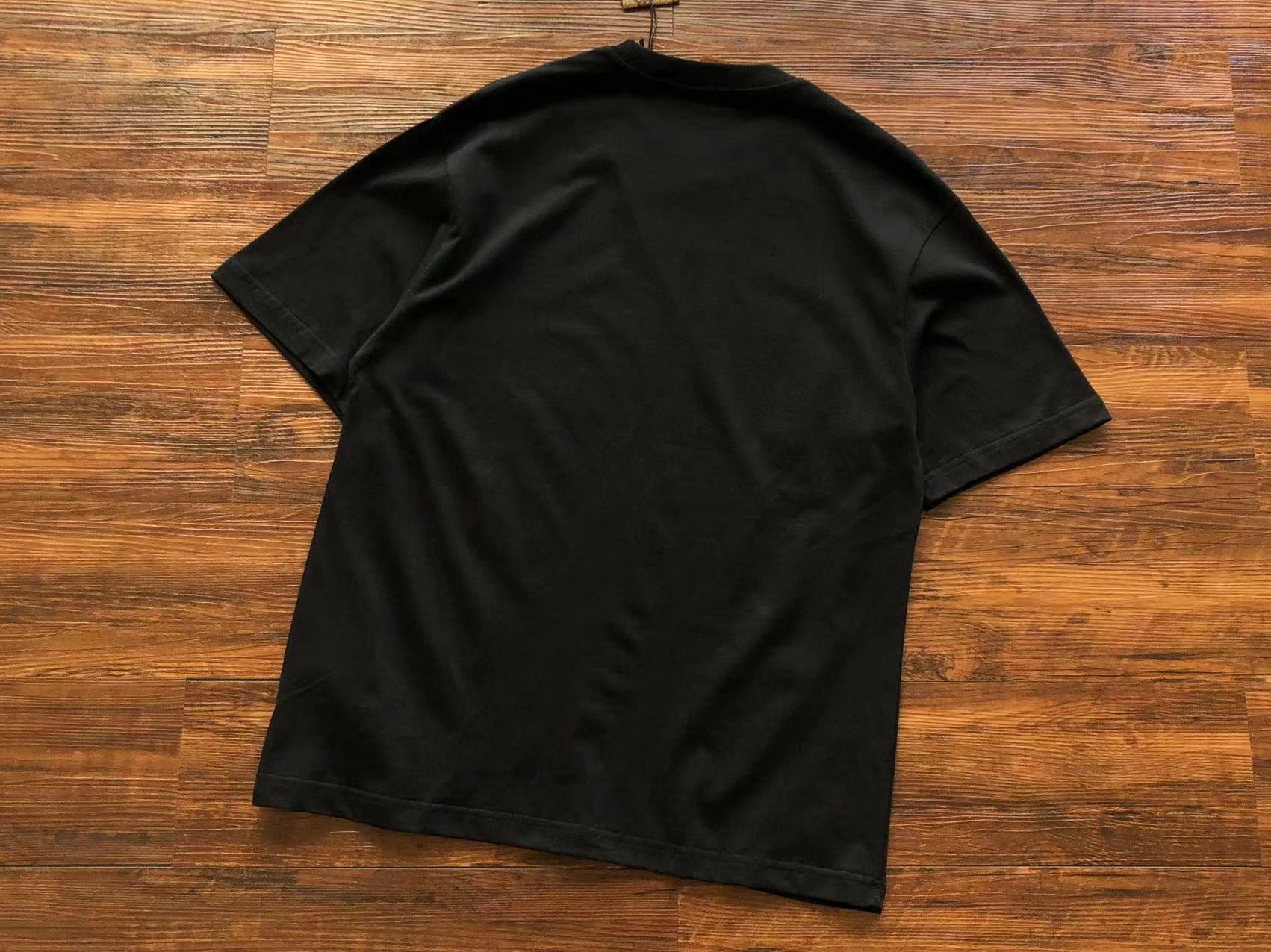 Gvc*1 x Ba1en*iaga T-shirt