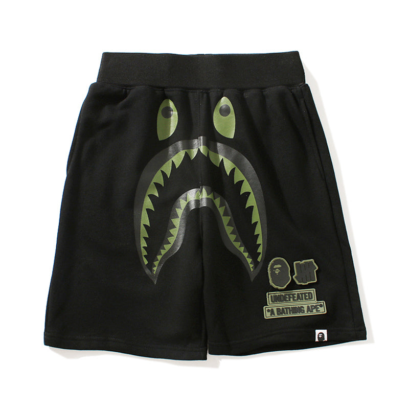 BAPE x Undefeated Shorts Shark Camo Green Black Pants HDCP8653