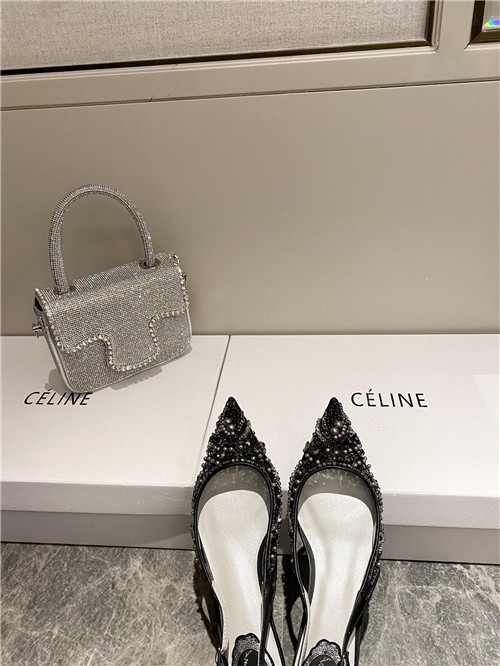 rene caovilla flat sandals