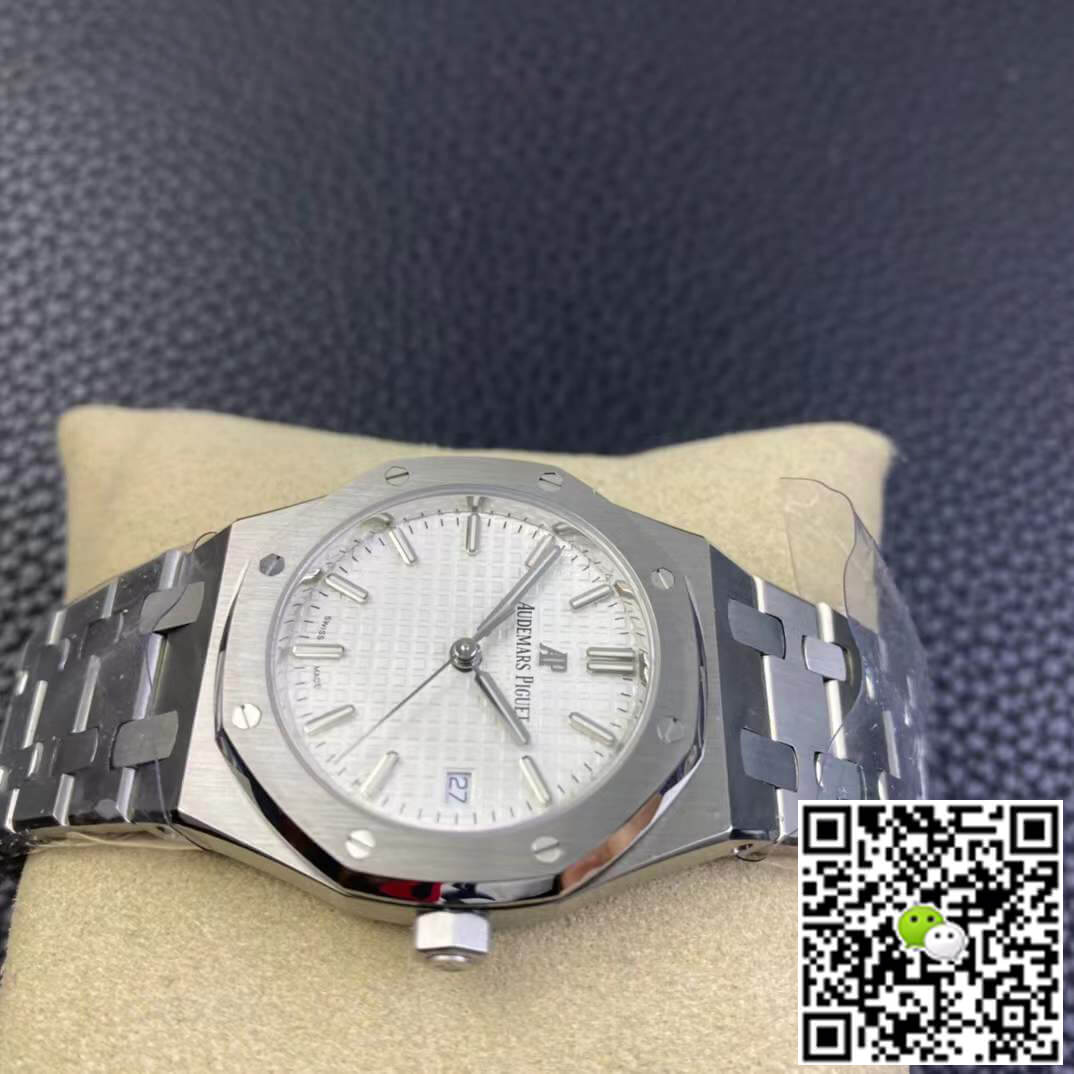 Replica Audemars P1g*et Royal Oak 77350ST.OO.1261ST.01 1:1 Best Edition 8F Factory Silver Dial