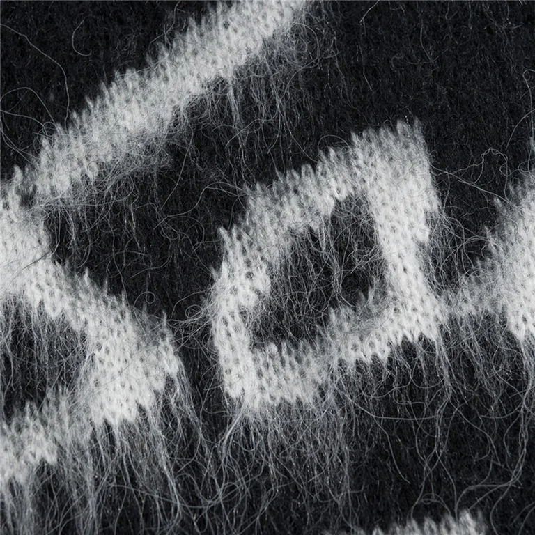 Sa1nt Lau*nt Sweater