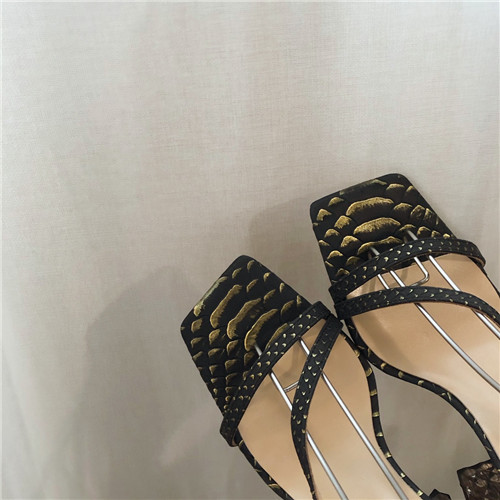 J1m*y Ch00 block heels sandals