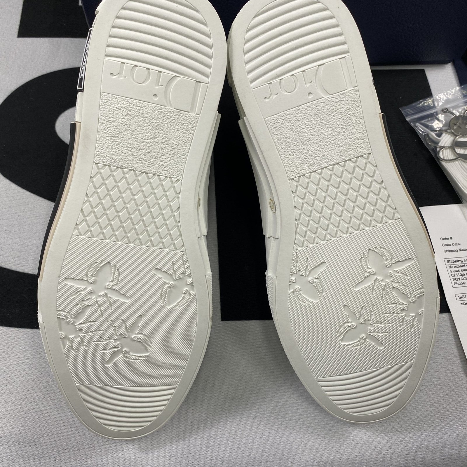 D10r B23 High Top Sneaker 16