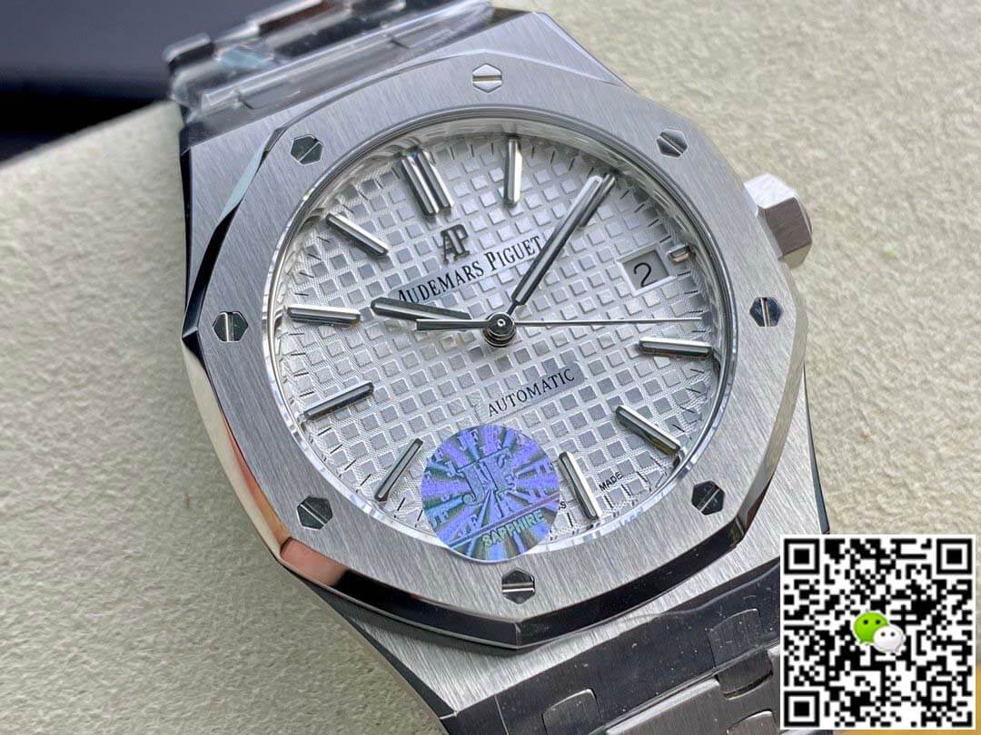 Replica Audemars P1g*et Royal Oak 15450ST.OO.1256ST.01 1:1 Best Edition JF Factory Silver Dial