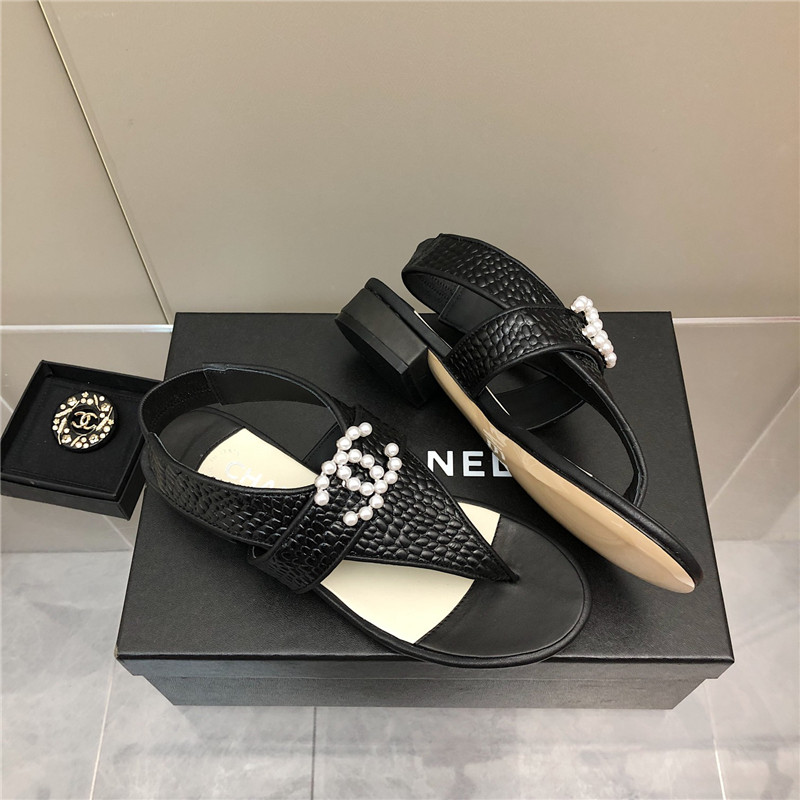Ch**el flat sandals