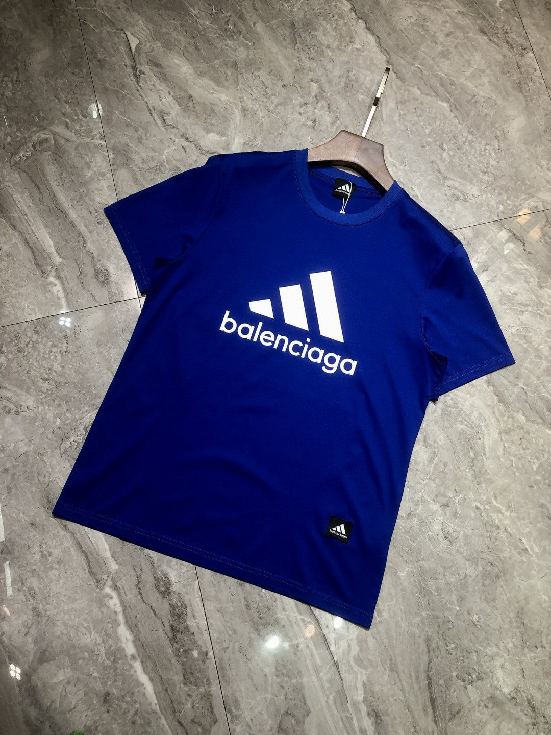 Ba1en*iaga T-shirt
