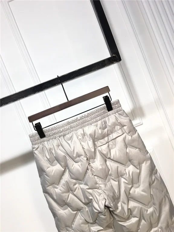 2022fw F**di Down Pants