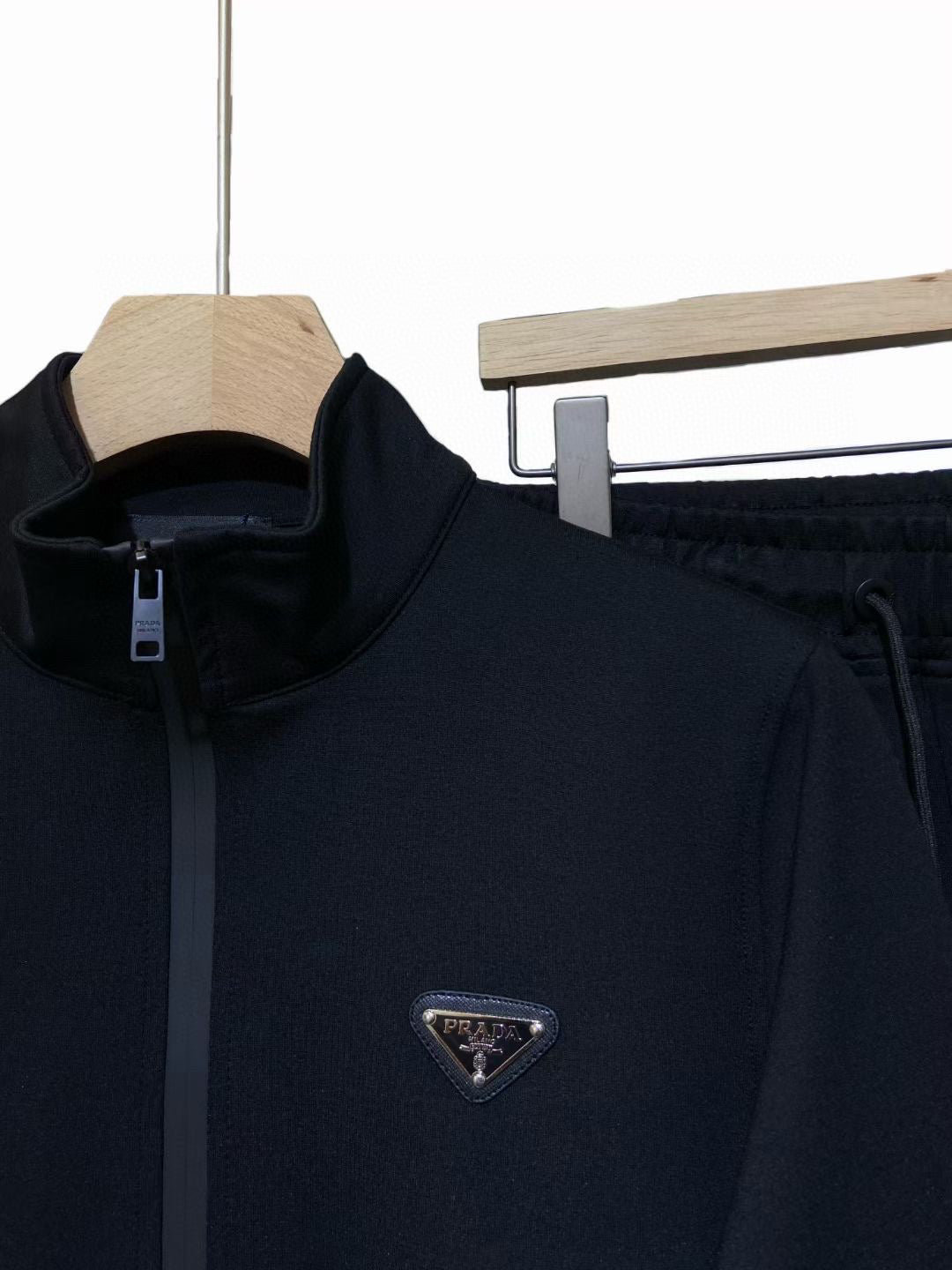 Pra*a Jacket with Pants