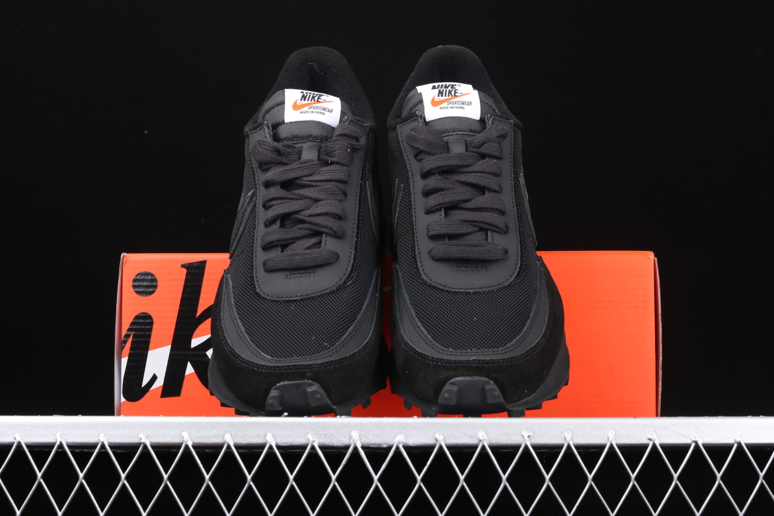 Sacai x Nk LVD Waffle Daybreak, White Black Nylon