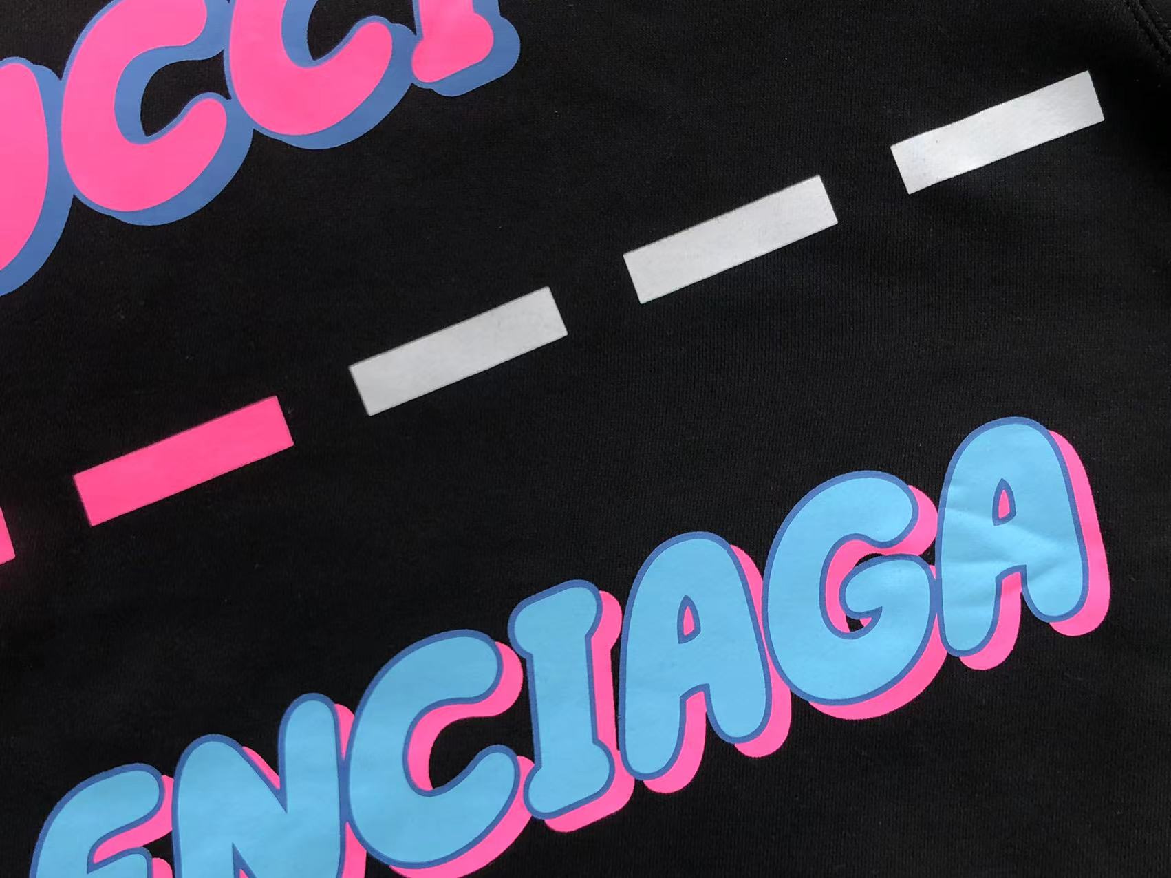 Gvc*1 x Ba1en*iaga Sweatshirt