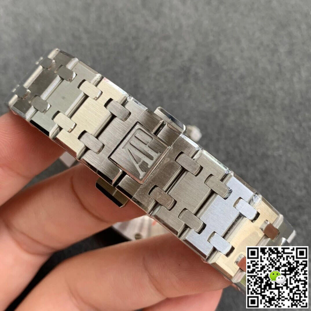 Replica Audemars P1g*et Royal Oak 67651ST 33MM 1:1 Best Edition JF Factory Silver Dial