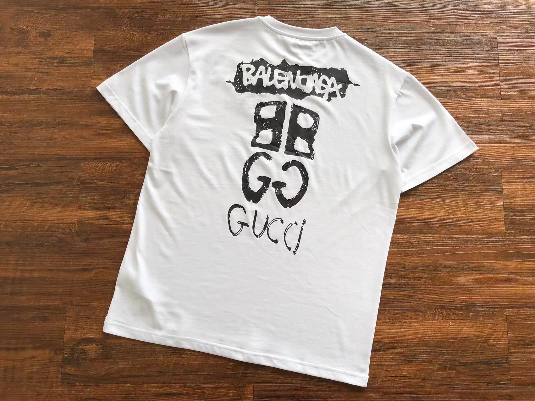 Gvc*1 x Ba1en*iaga T-shirt