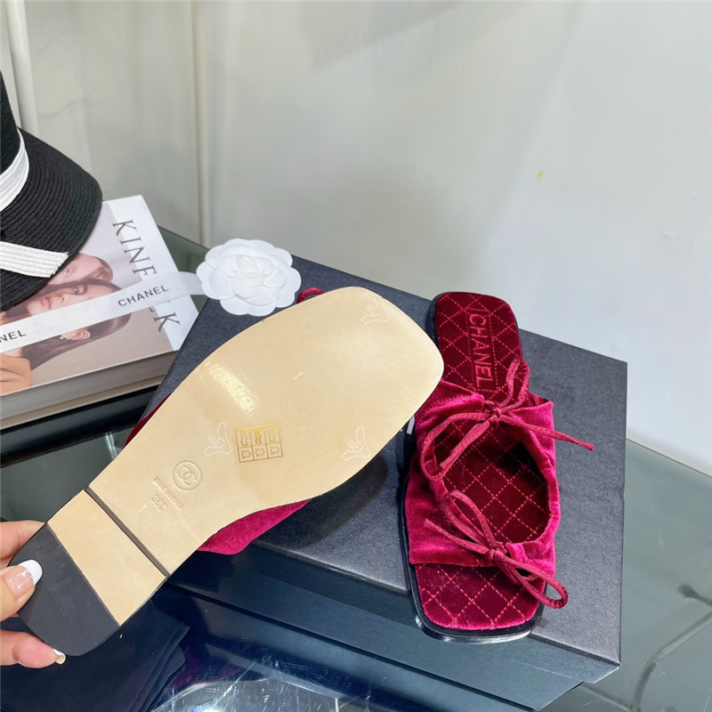 Ch**el Flat Dupes slippers