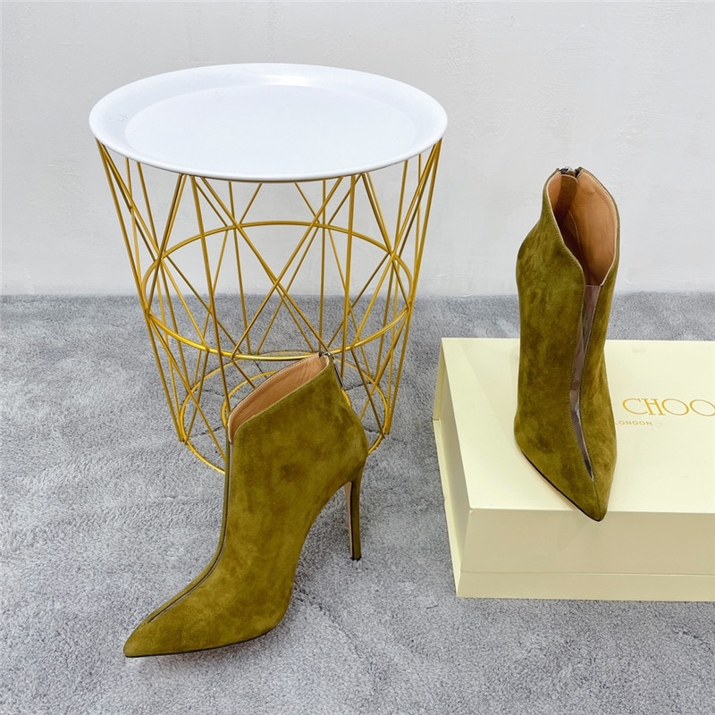 J1m*y Ch00 Pearl Heels Dupe pointed toe heeled booties